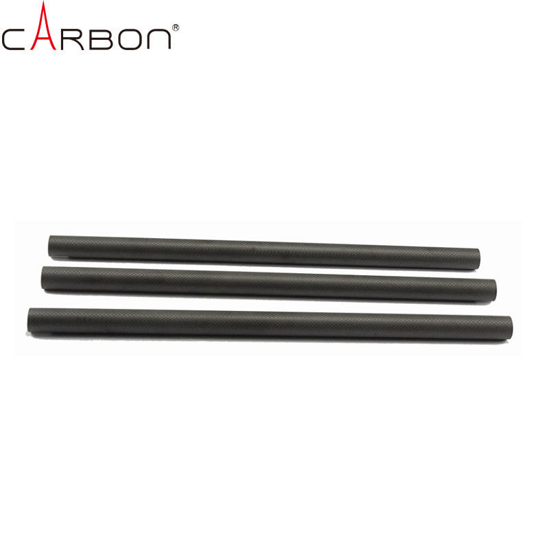 Tubos simples de fibra de carbono 3K para scooters de baixa densidade N Contido % 0,3-0,6% Competitivo
